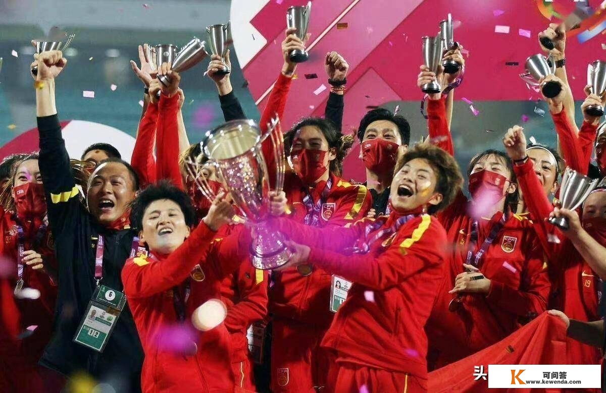 亚足联官宣！中国女足传来凶讯，水青霞、王霜在巴黎奥运会上的表示遭遇障碍