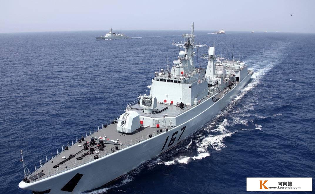 非常稀有！中国航母编队首抵关岛附近，强力回应美军搬弄
