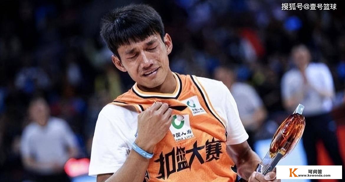 ​草根参与扣篮大赛！NBA模拟CBA操做，他曾经是詹姆斯的队友 ​