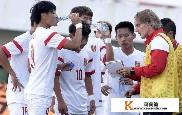 U16亚洲杯爆出大冷！日本被超等鱼腩逼平，国足未获参赛资格