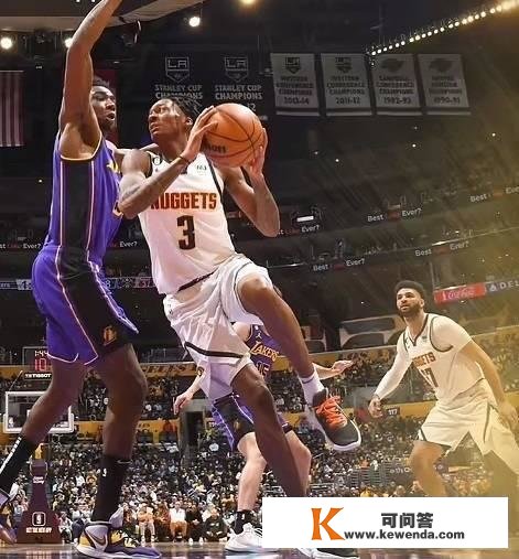 126-108！詹姆斯30分9篮板，威少替补砍下三双，湖人末结掘金