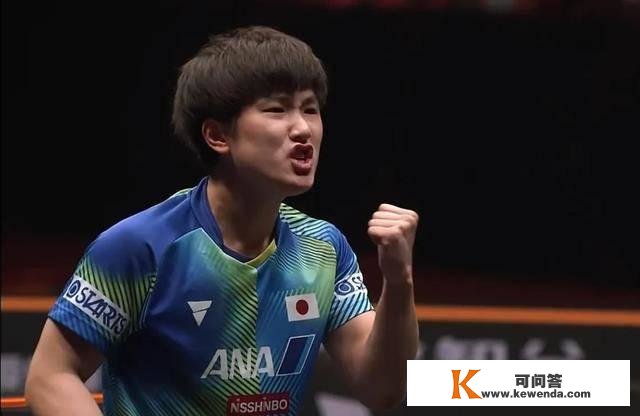 4-0横扫晋级WTT世界杯男单决赛！张本智和：我是乒乓球新的国王！