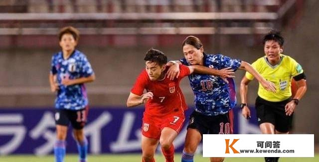 中国女足东亚杯获亚军仍有2前进！17年初次不败，詹俊黄健翔称赞