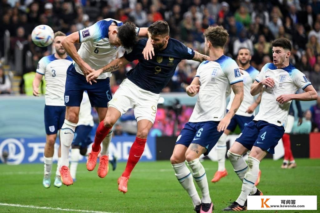 法国队2:1击败英格兰队晋级半决赛