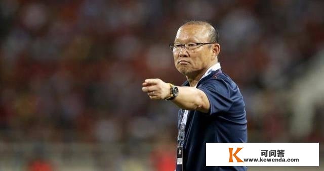 国足怕了吗？东南亚足球锦标赛首轮：泰国5-0文莱，越南6-0老挝
