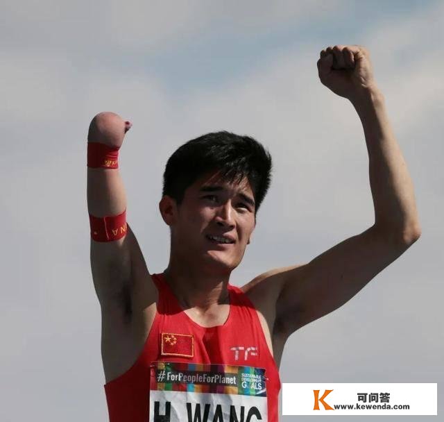 「两位世界冠军」中国代表团残奥开幕式旗头定了