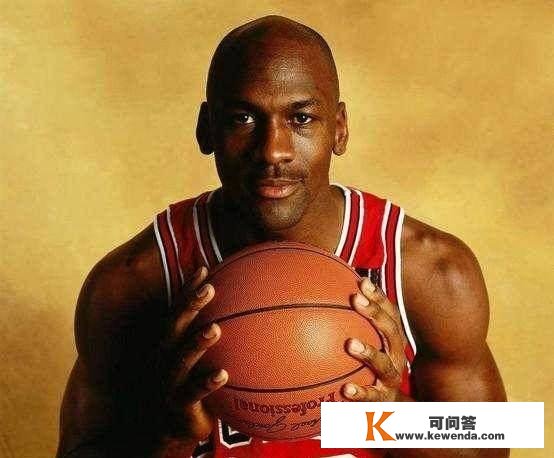 NBA季后赛5大王者：科比垫底，詹姆斯排第三