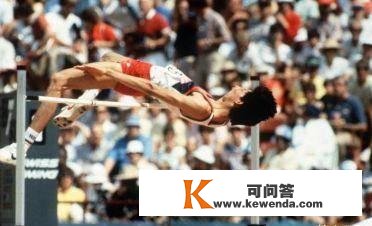 1984年，墨建华获得中国奥运会田径史上的第一枚奖牌，却被人辱说