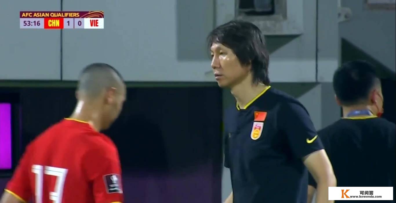 国足3-2越南球员评分，武磊梅开二度8
