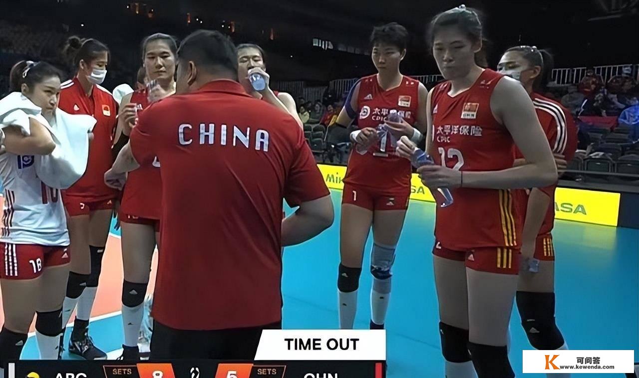 3-0！中国女排轻松赢球：李盈莹主宰全局，蔡斌再造奇兵