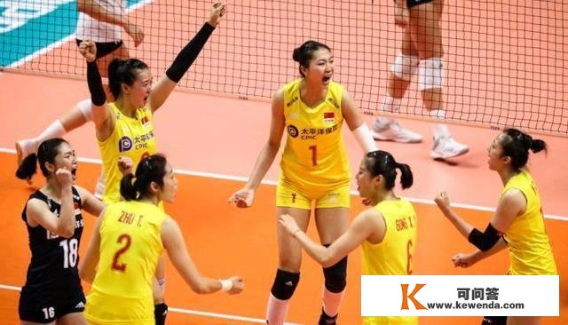 3-0！中国女排横扫美国队，豪取7战全胜，女排世界杯卫冕在望