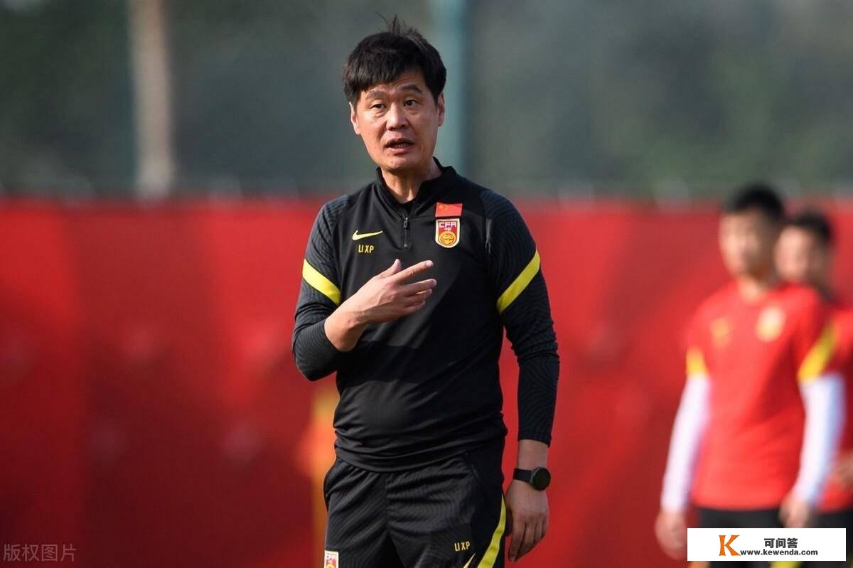 中国男足处于第二梯队，亚洲杯避开敌对的越南队晋级四分之一决赛