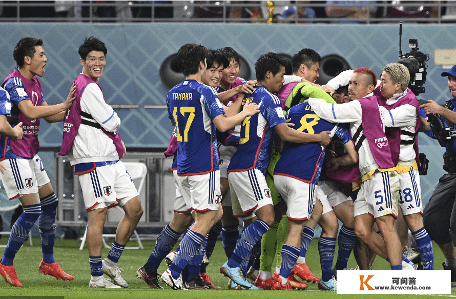 世界杯：日本晋级球迷求国庆放假，两收欧洲豪门降级一球星痛哭
