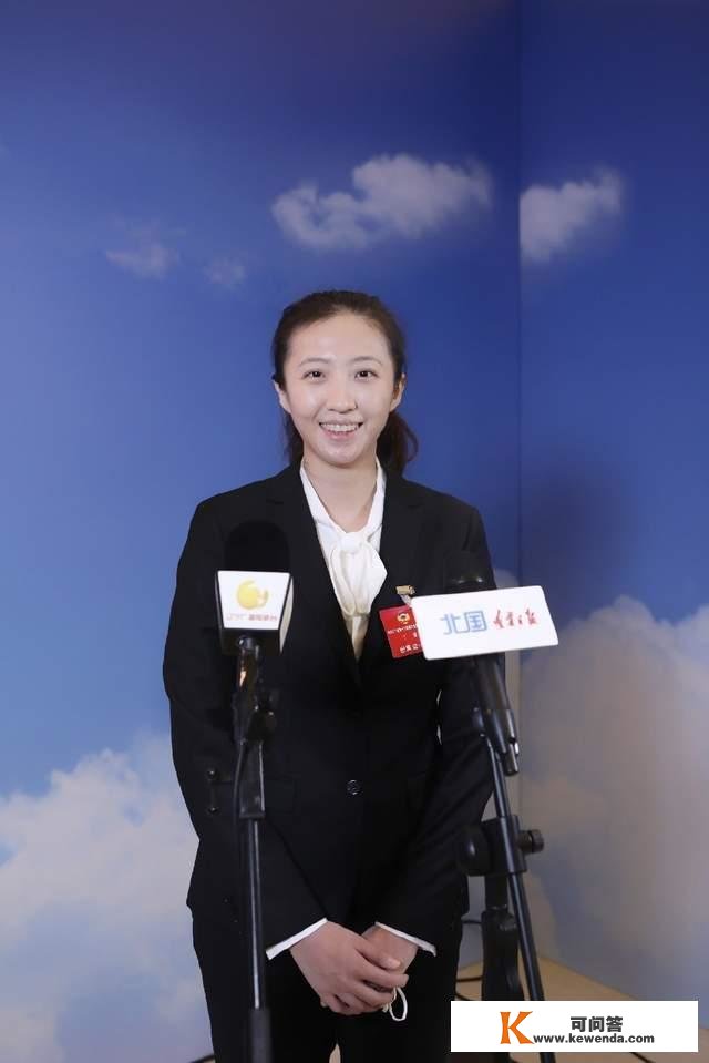 恭喜！中国女排奥运冠军有了新身份！缺席联赛，退役传说风闻或成实