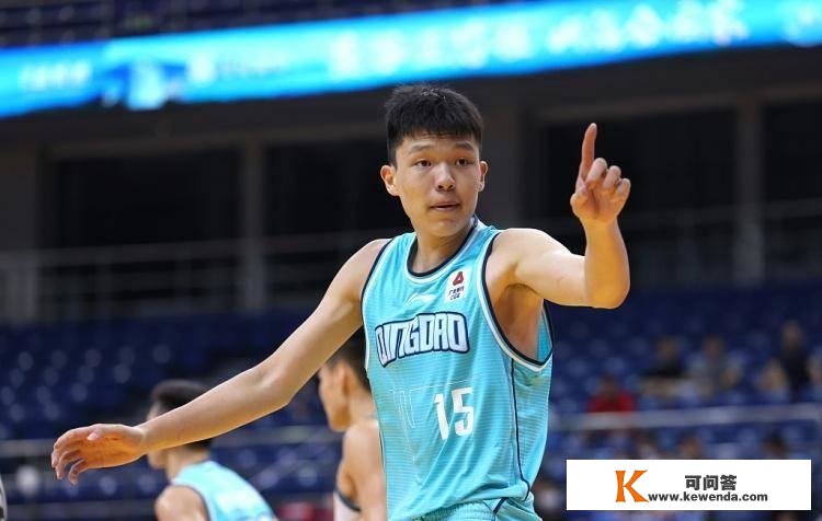 全国U19青年篮球联赛须眉组16进8裁减赛：上海VS广东 深圳VS新疆