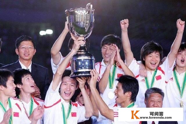 国足彻底无缘东亚杯冠军，最初一场若输必垫底