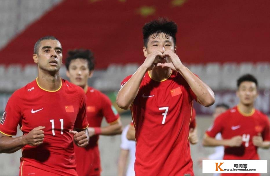 体育专家：中国男足踢欠好足球不奇异，现代足球是玩物丧志的产品