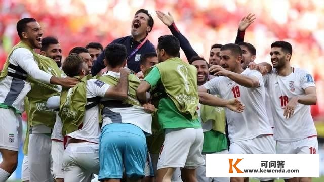 世界杯早报：伊朗绝杀威尔士，卡塔尔2连败出局，英格兰闷平美国，内马尔无缘战瑞士