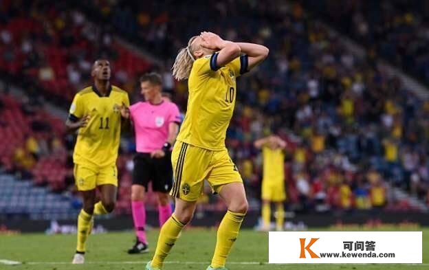 魔咒继续！瑞典欧洲杯裁减赛难求一胜，中柱+红牌+绝杀，惨烈一战