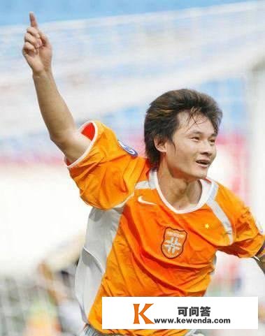 他是中国足球末代甲A金靴，亚洲杯失误一蹶不振