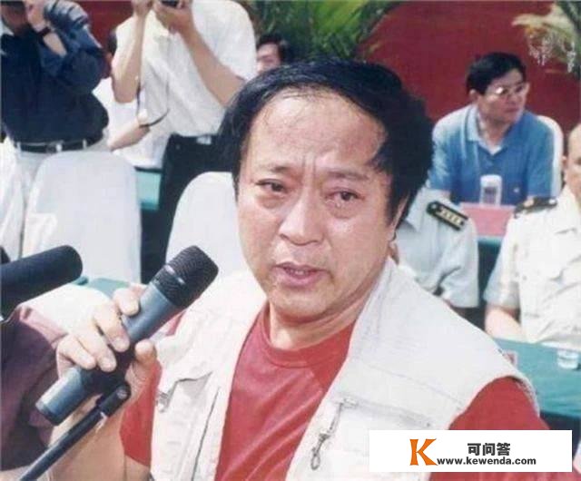 倪萍冯巩春晚同台，带病录造令人佩服，老同伴牛群去哪了？