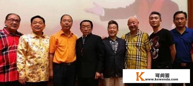 昔时北有牛群冯巩、南有奇志大兵，现在大兵只能参与小规模表演