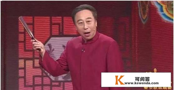 冯巩孙子罕出镜，和冯巩儿时堪称共用一张脸，管爷爷叫“巩哥”