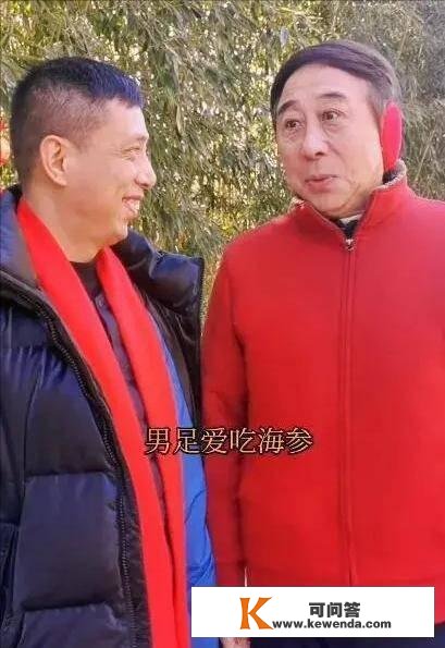 冯巩原来是拿黄瓜来讪笑国度队的，冯潇霆又回了一句，董路说冯巩拿流量开打趣