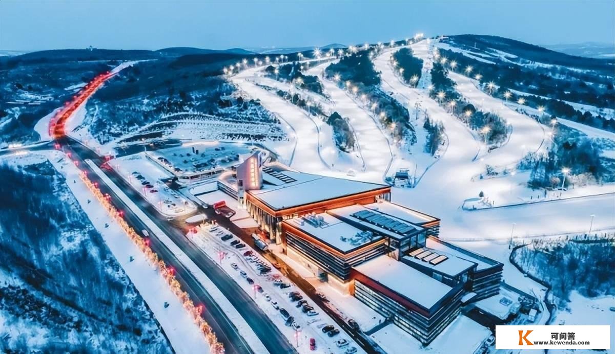 嗨玩吉林新雪季丨开板大吉！吉林迎来今冬雪季“开门红”