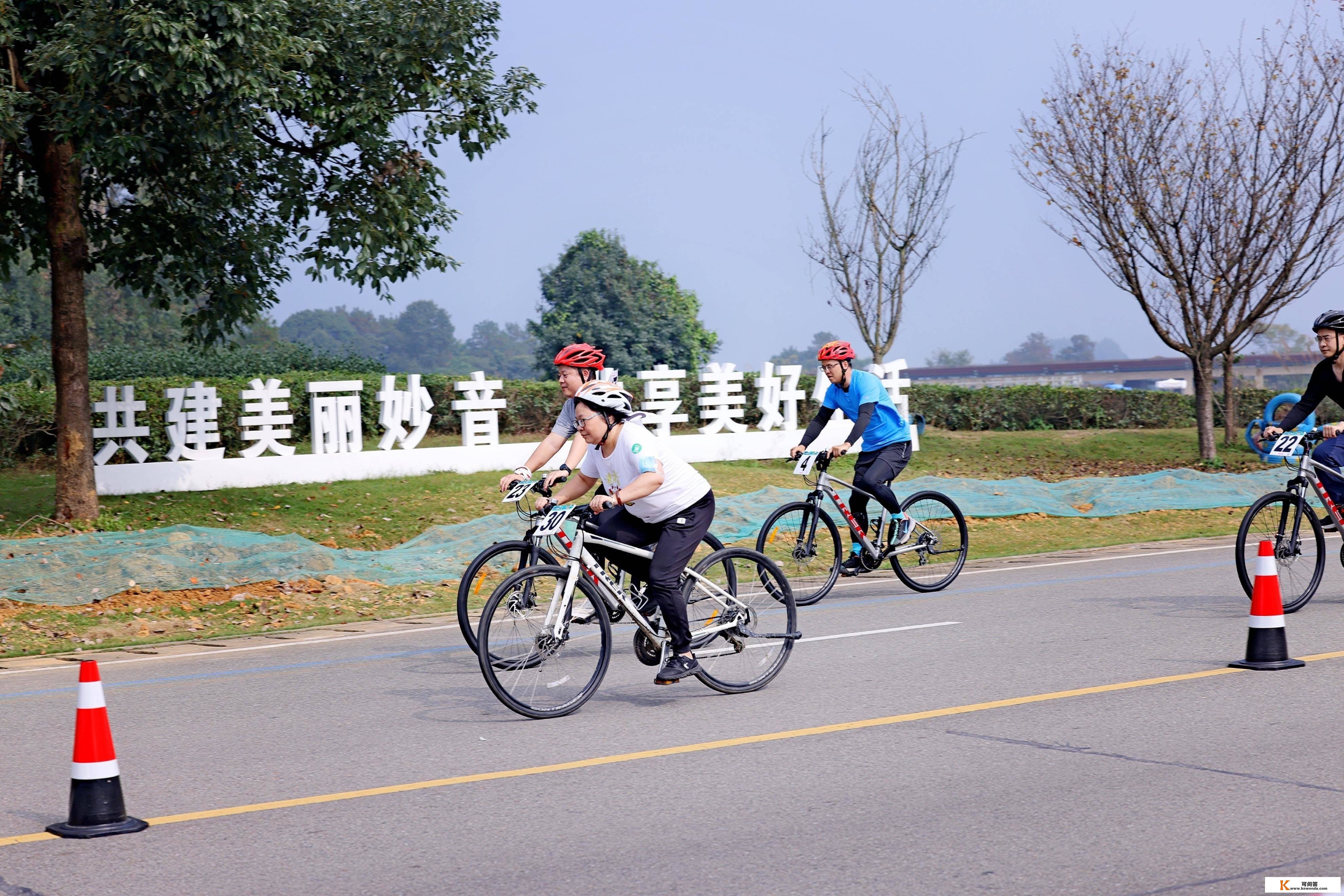 2022中国·成都天府绿道国际自行车车迷健身节炽热开赛