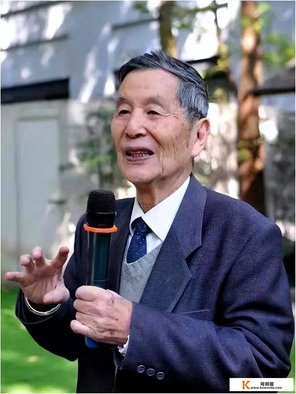 毛教师走了，享年94岁；胡庆余堂、小河曲街......他救下无数杭州人的“宝物”