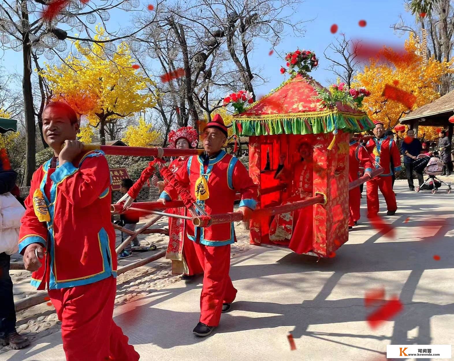 正月十五闹元宵赏花灯，开封万岁山宋都大庙会热闹不凡