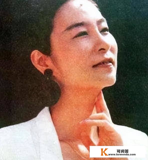 奚美娟：没出月子就被分手，独身27年后，儿子的选择令人打动