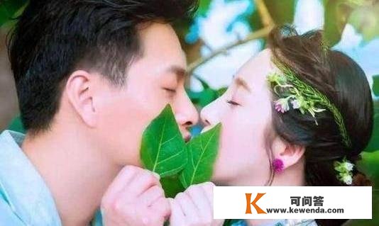 云飞高月离婚6年后：一个娶了北大才女，婚姻幸福完竣，一个带着女儿苦苦生活