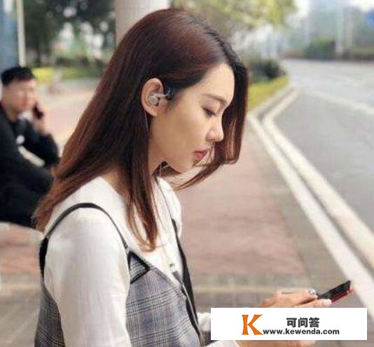 女人的脸要精致，万万丢掉那6个“毁容”式小习惯，让你年轻10岁