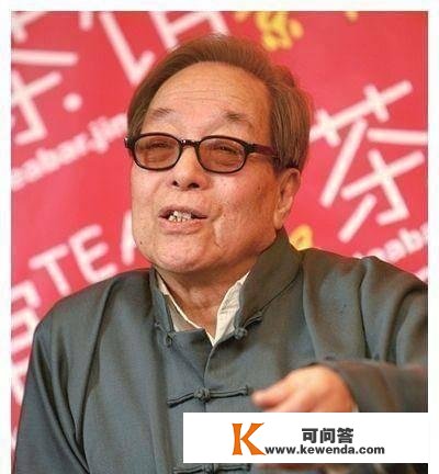 评书巨匠单田芳为什么如斯受欢送，就是因为他做到了雅俗共赏