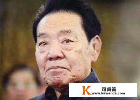 “评书一哥”单田芳：为报恩娶大8岁老婆，老婆病故26年没有另娶