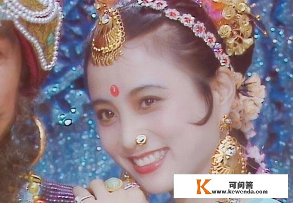 “一代甜歌皇后”李玲玉：不只是最美“玉兔精”，人生过往更出色