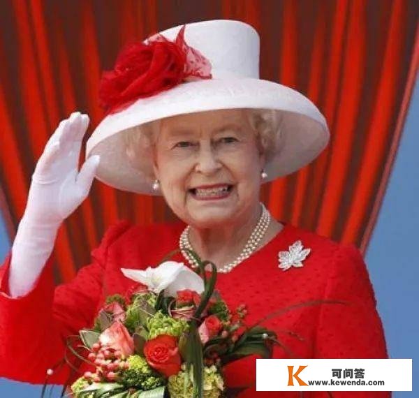哈里梅根赚发，英女王笑了：年末小目的赚了8个亿