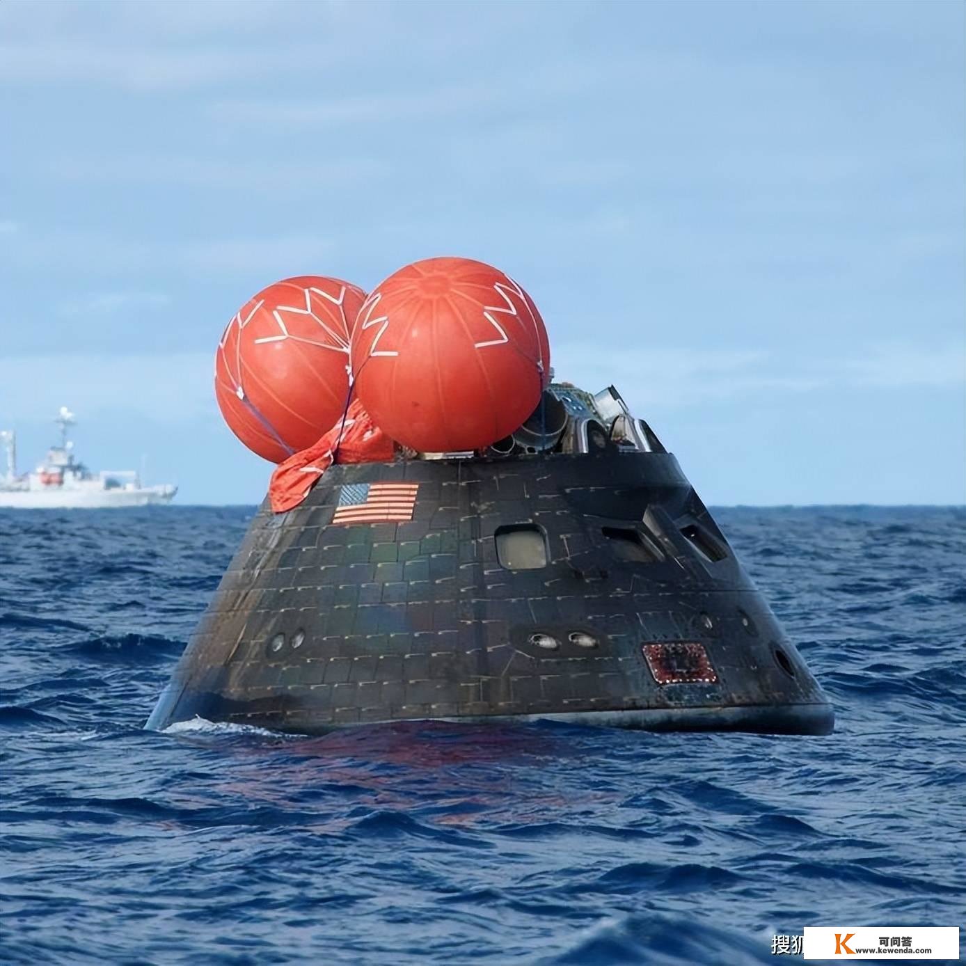 美国新一代登月飞船回来了，打着“水漂”下降，与嫦娥五号一样？