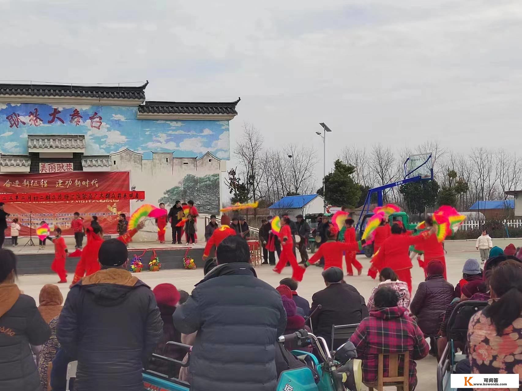 吴圩镇开展“二月二龙昂首”文化娱乐活动