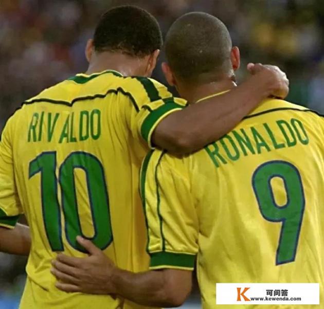 你认为巴西足球历史上的伟大10号该如何排名
