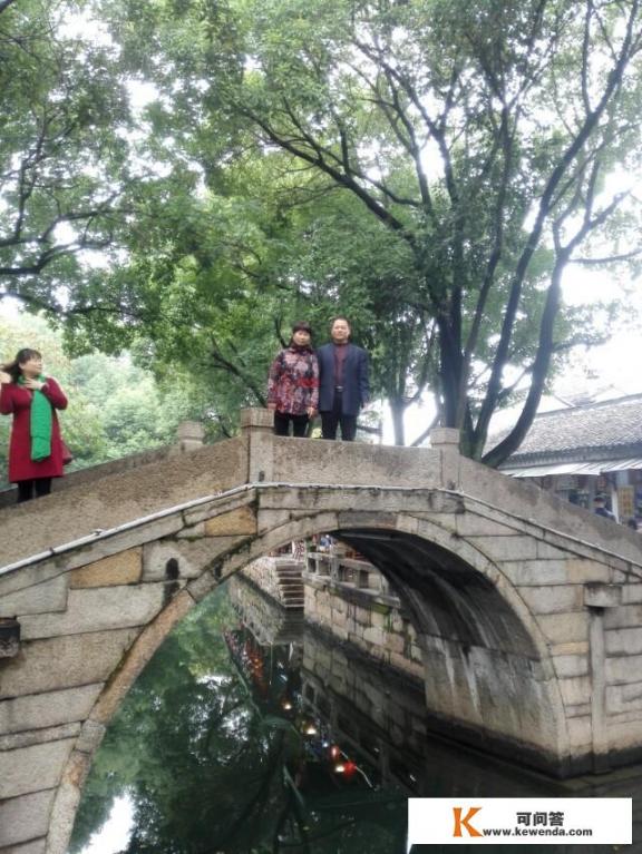 你喜欢到苏州的同里古镇旅游吗？为什么？有哪些印象深刻的经历_如何游玩同里古镇