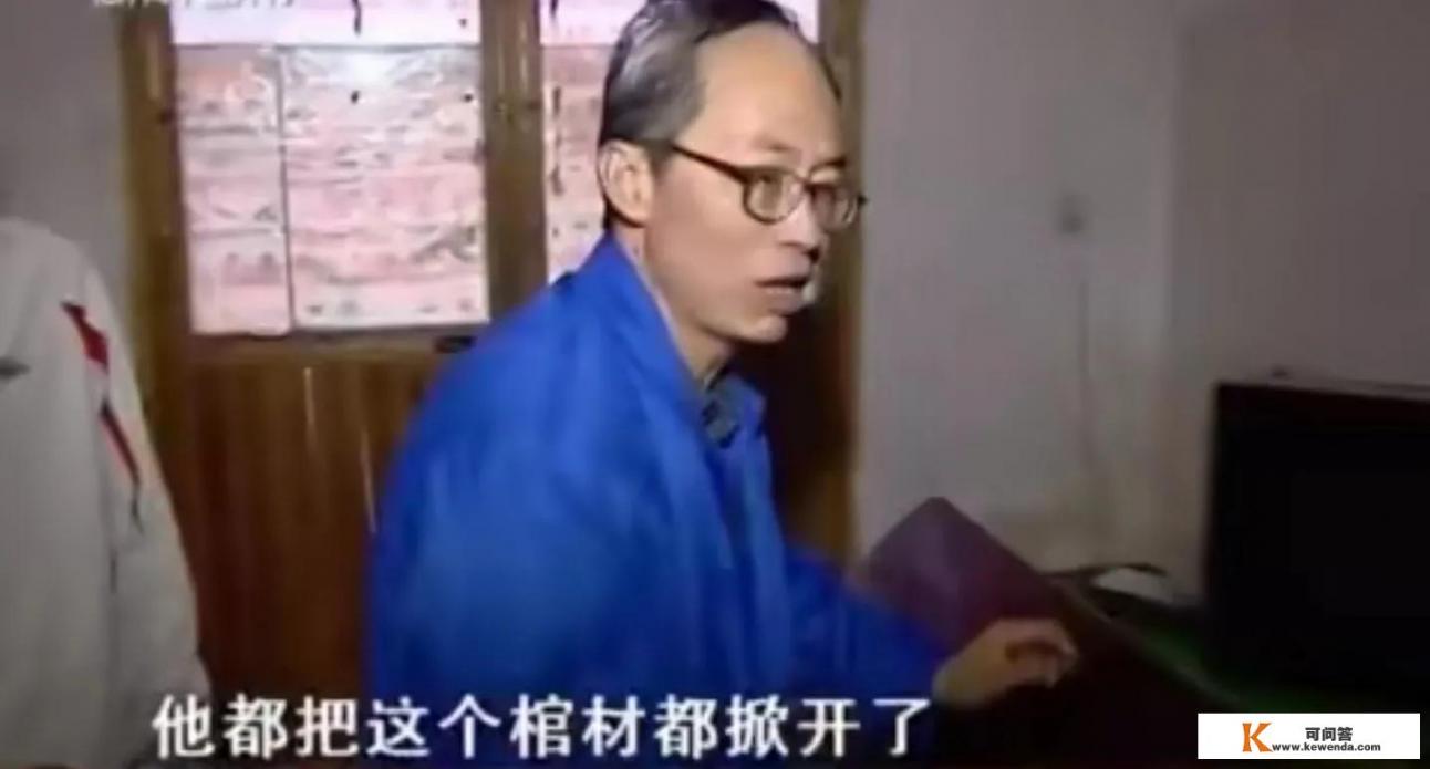 你曾经看到过的毁三观的画面是什么_胡强泳池撕衣服综艺叫什么