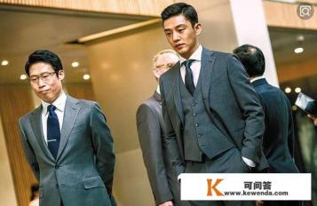 中国版《大人物》VS韩国版《老手》,包贝尔VS刘亚仁哪个更实力派