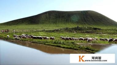 乌兰哈达火山地质公园适合哪个季度游玩