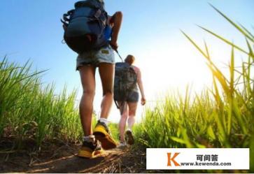 求格列佛游记的10则有趣故事！字数不限，在线等待，急急急急