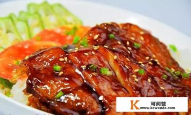 奥尔良鸡腿饭