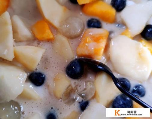 冰激凌水果捞做法