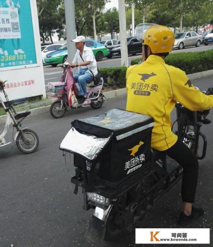 新开饭店处于困难的时期，如何招揽顾客，搞些什么活动